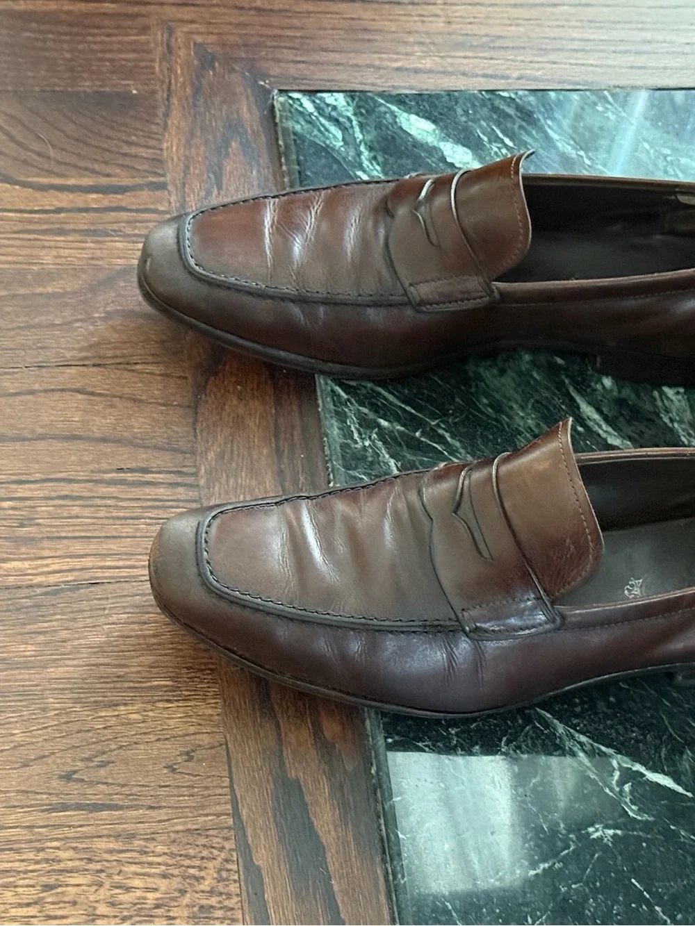 WEALTHY Allen Edmonds Brown Leather Penny Loafers